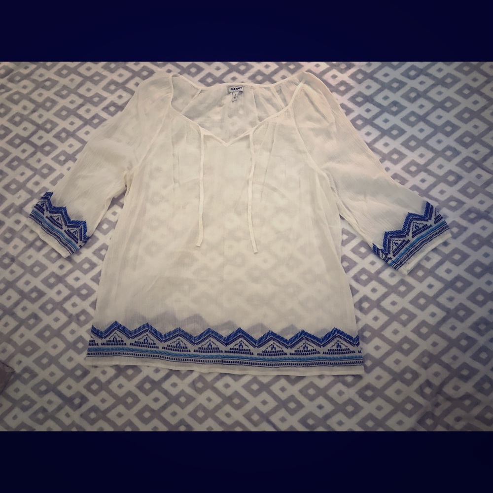 Old Navy gauzy boho top!